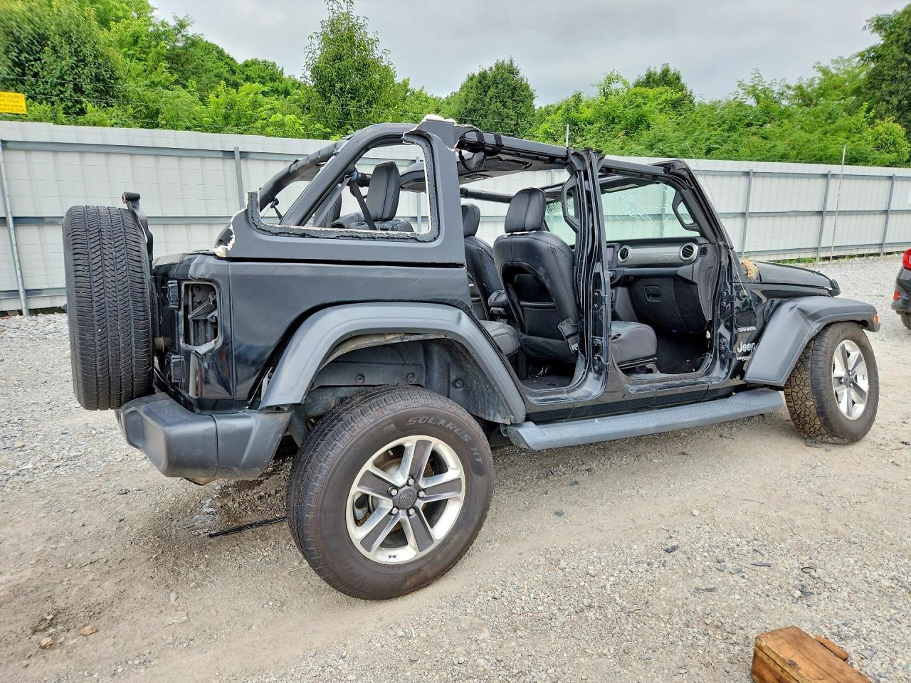 2020 Jeep Wrangler Unlimited Sahara - Фото 3
