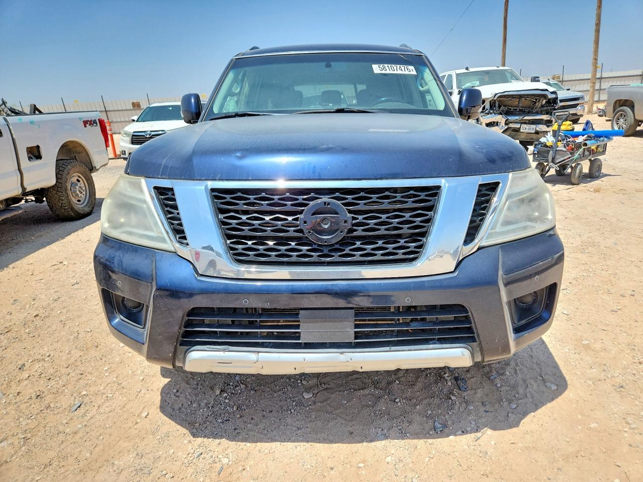 2017 Nissan Armada Sv - Image 5