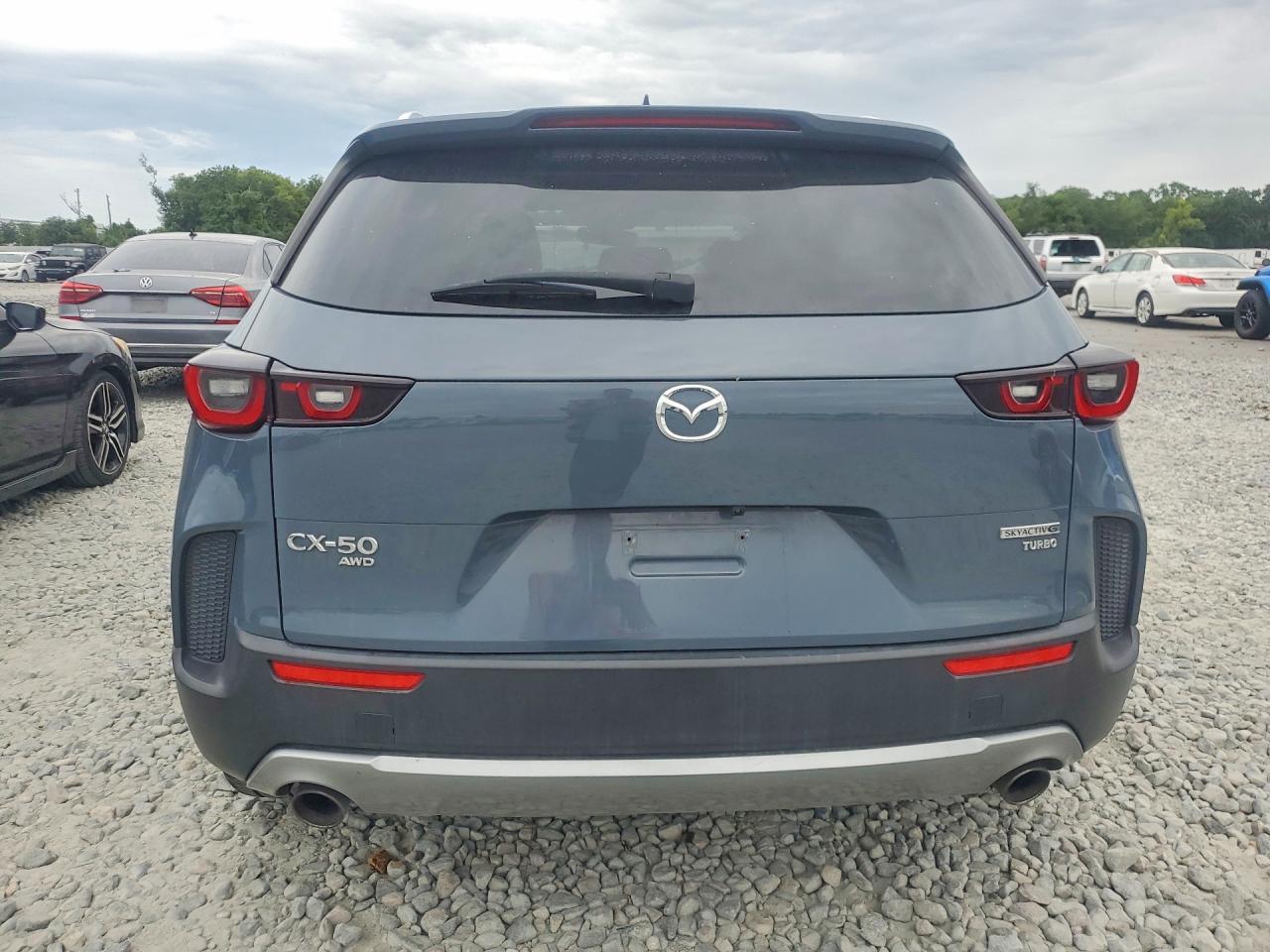2023 Mazda Cx-50 Premium - Image 6
