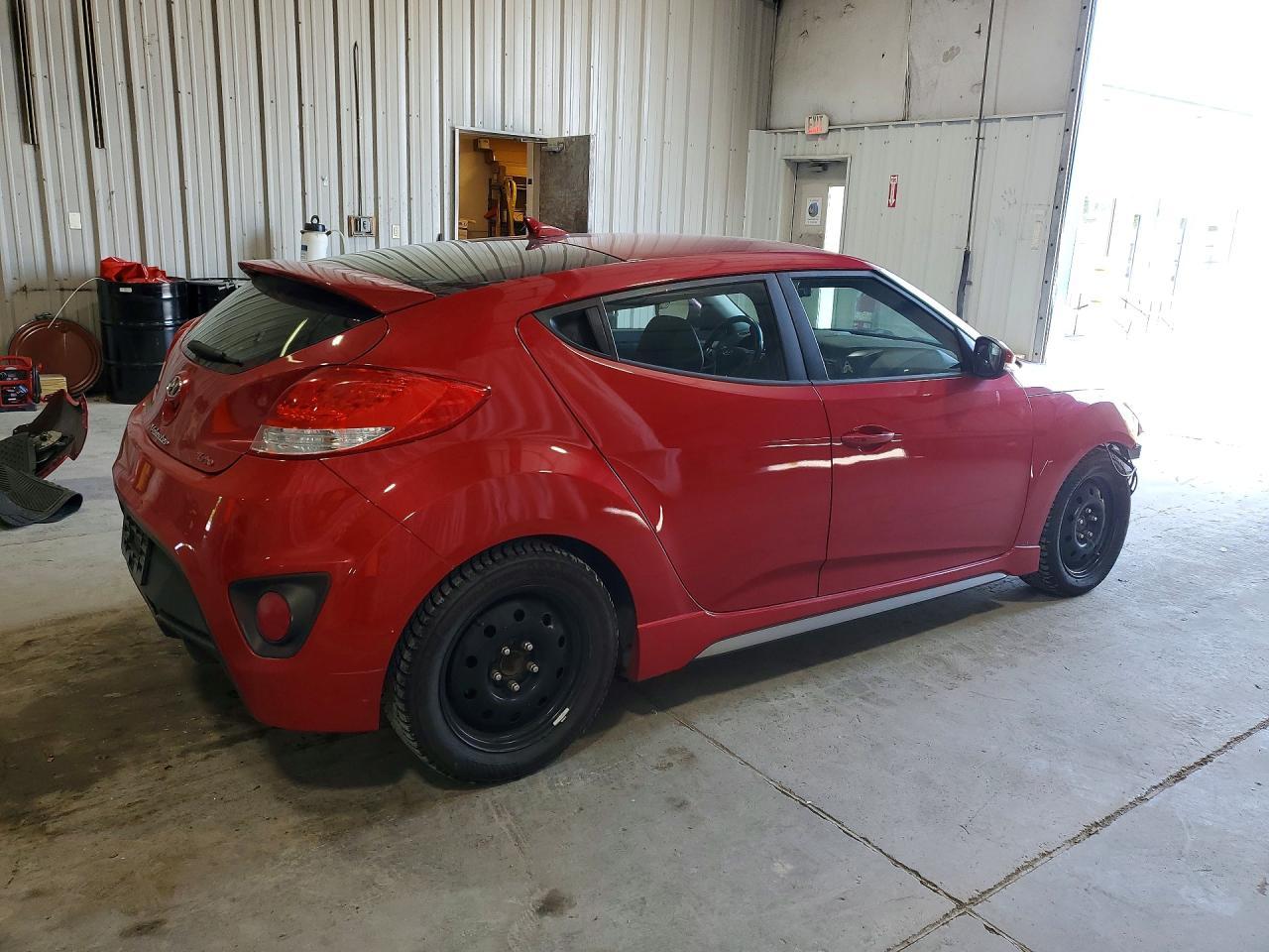 2015 Hyundai Veloster Turbo - Image 3