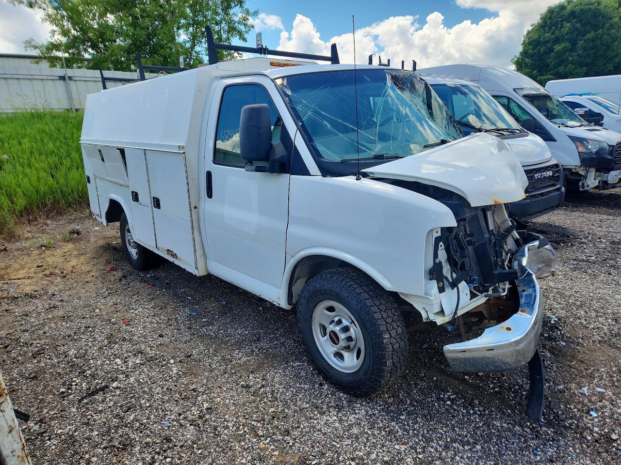 2015 GMC Savana Utility / Service Truck - Фото 4