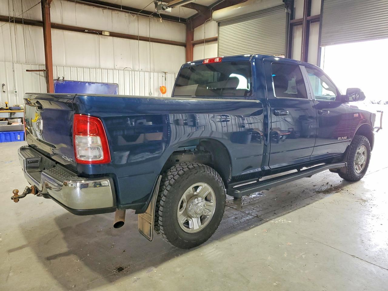 2022 Ram 2500 Big Horn - Фото 3