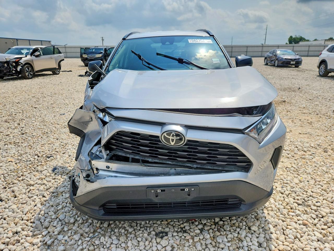 2021 Toyota Rav4 Le - Фото 5