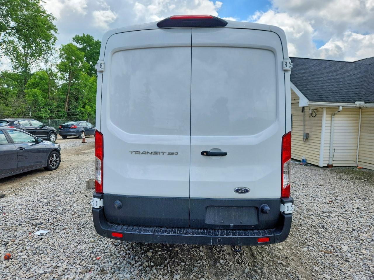 2024 Ford Transit T-250 - Фото 6
