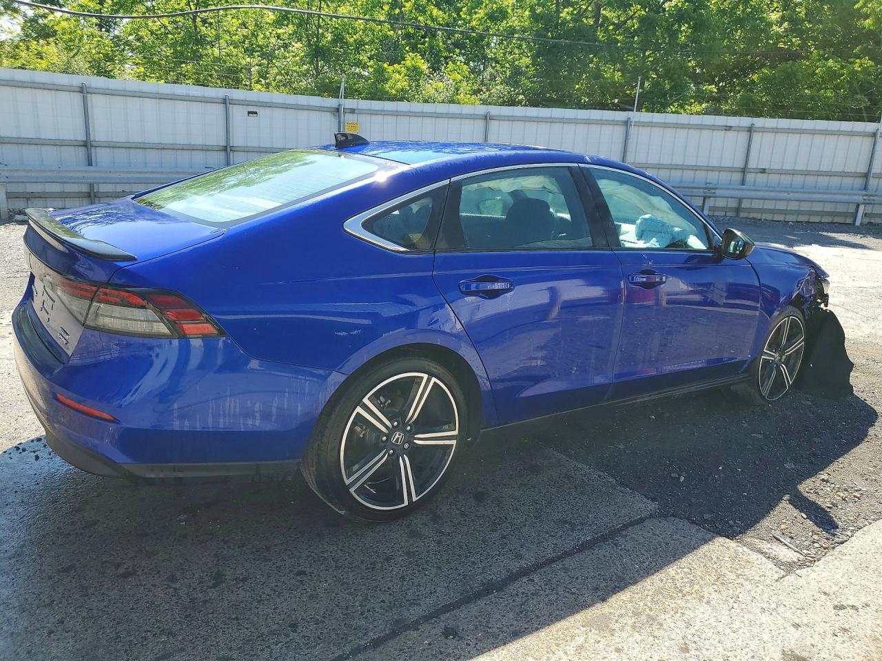 2025 Honda Accord Hybrid Sport - Image 3