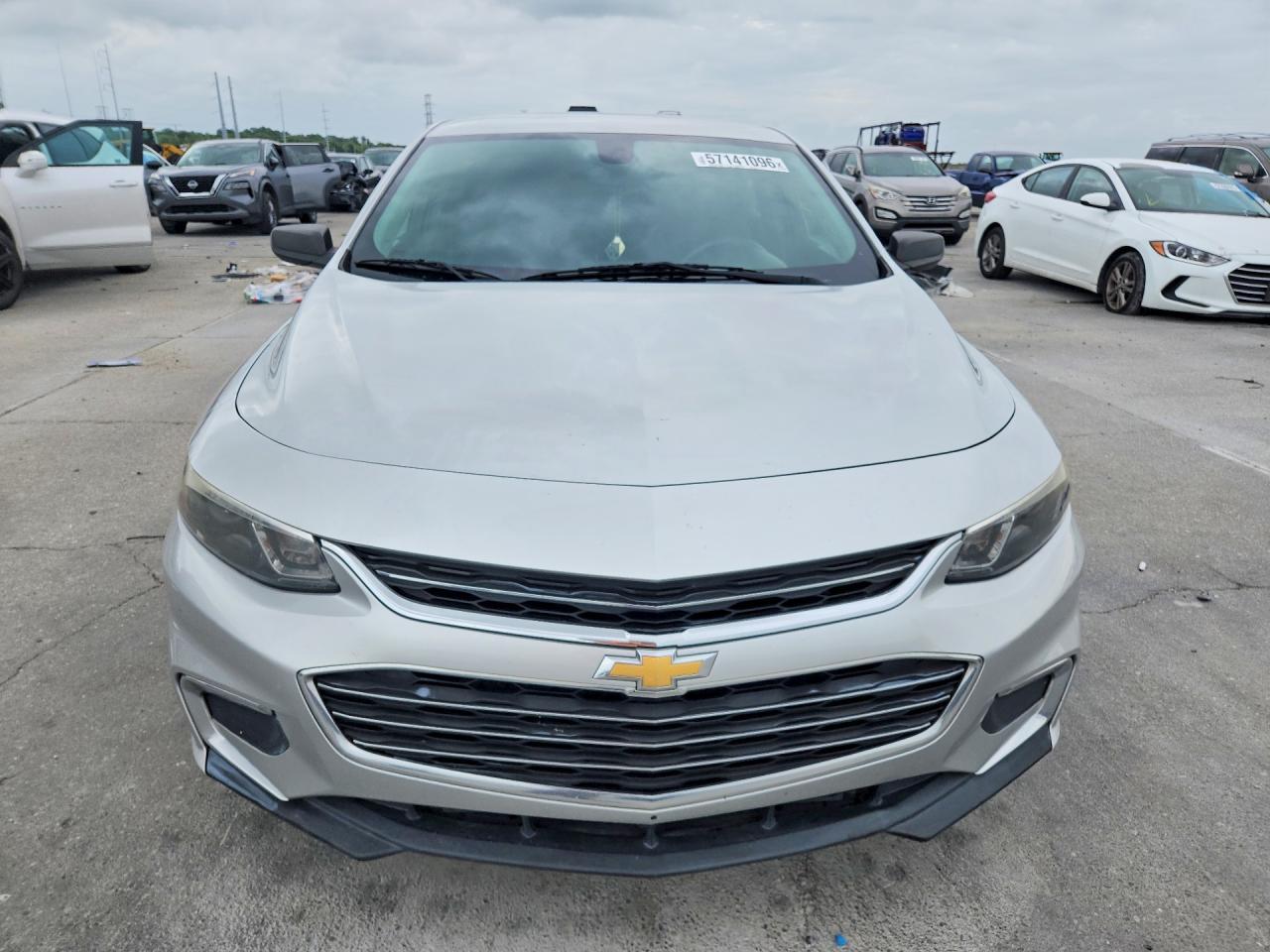 2018 Chevrolet Malibu Ls - Фото 5
