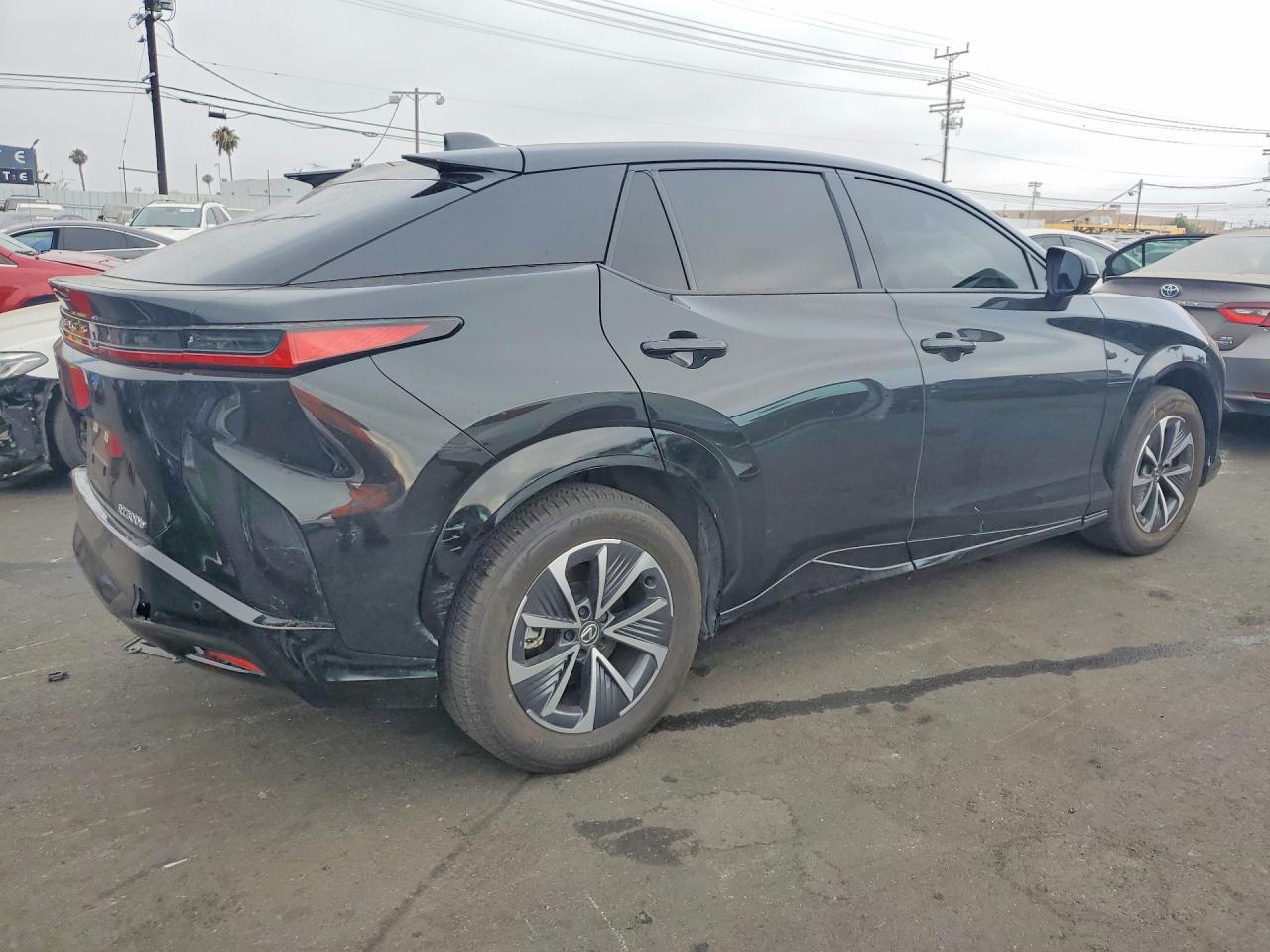 2025 Lexus Rz 300E - Фото 3