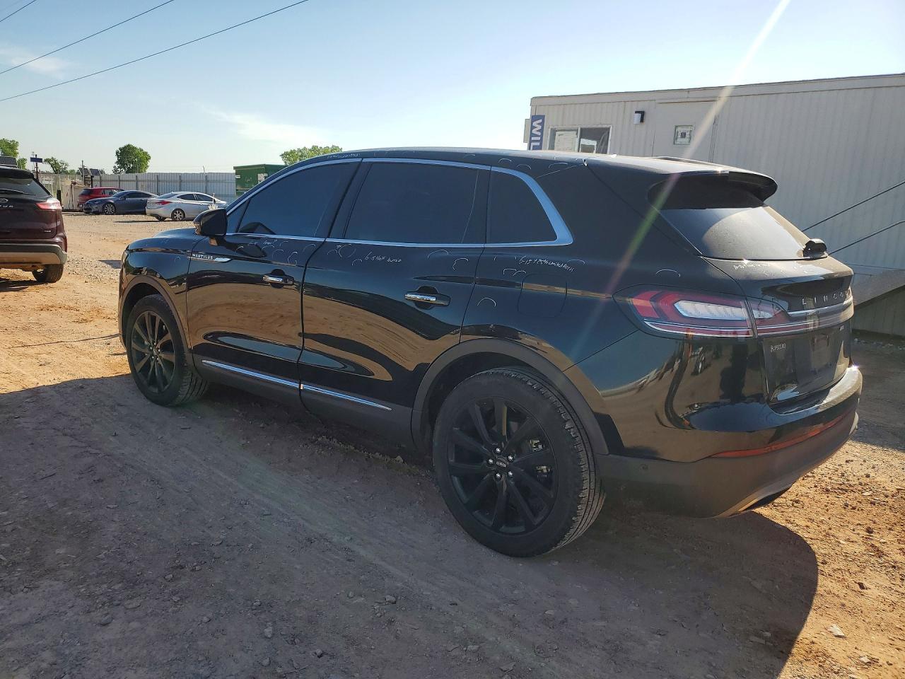 2020 Lincoln Nautilus Reserve - Image 2