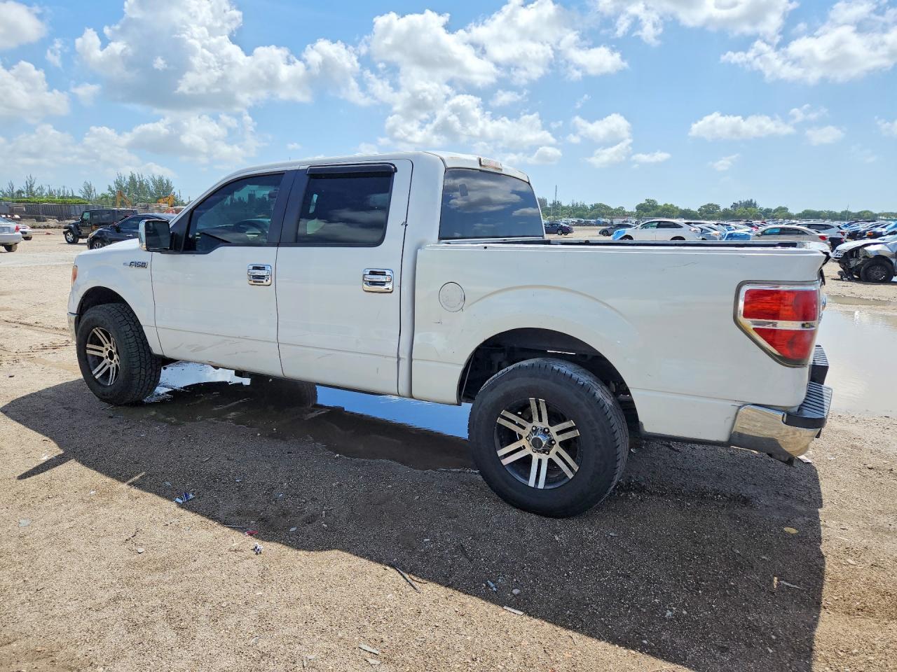 2013 Ford F150 Supercrew - Image 2