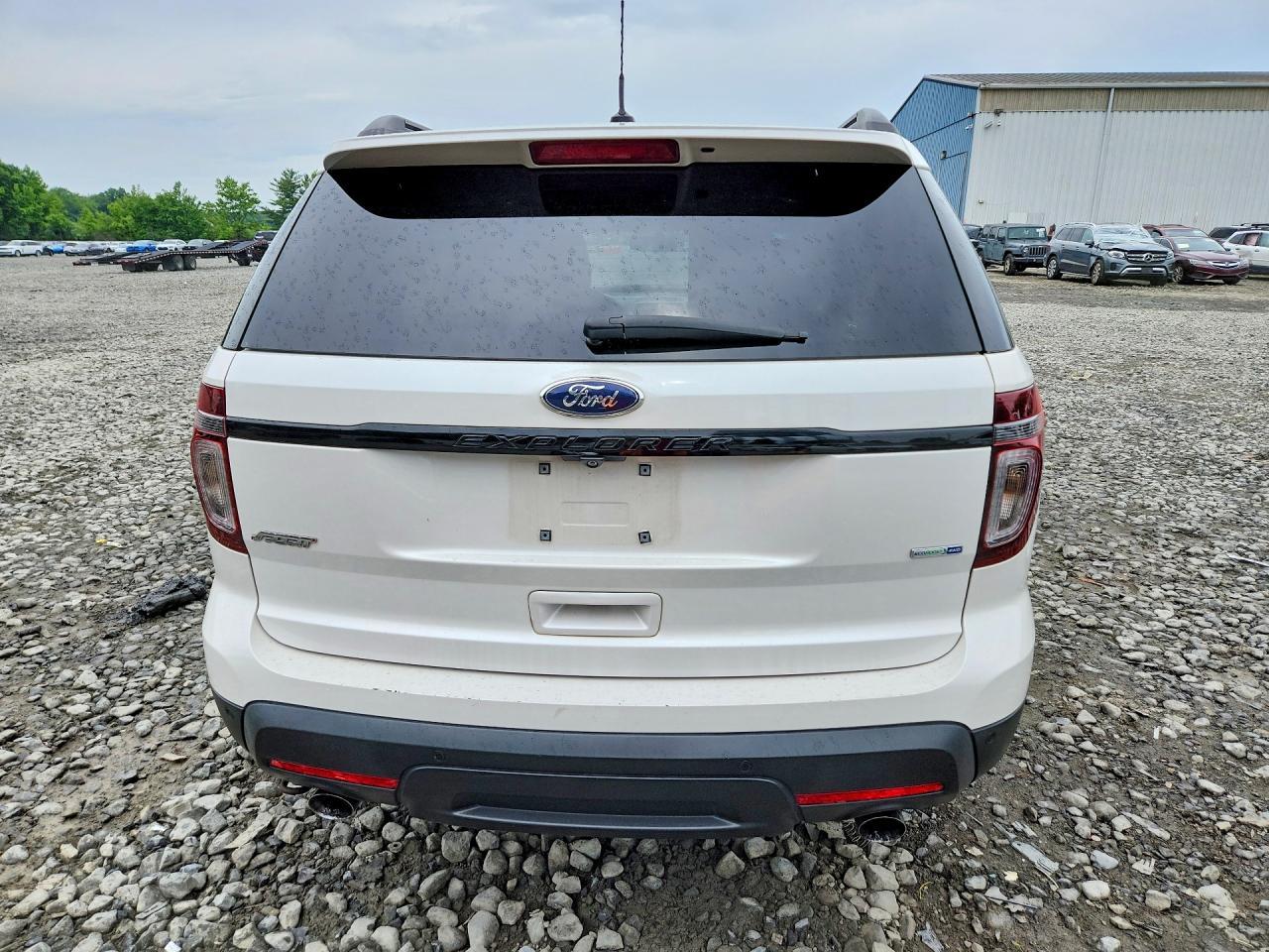 2014 Ford Explorer Sport - Image 6