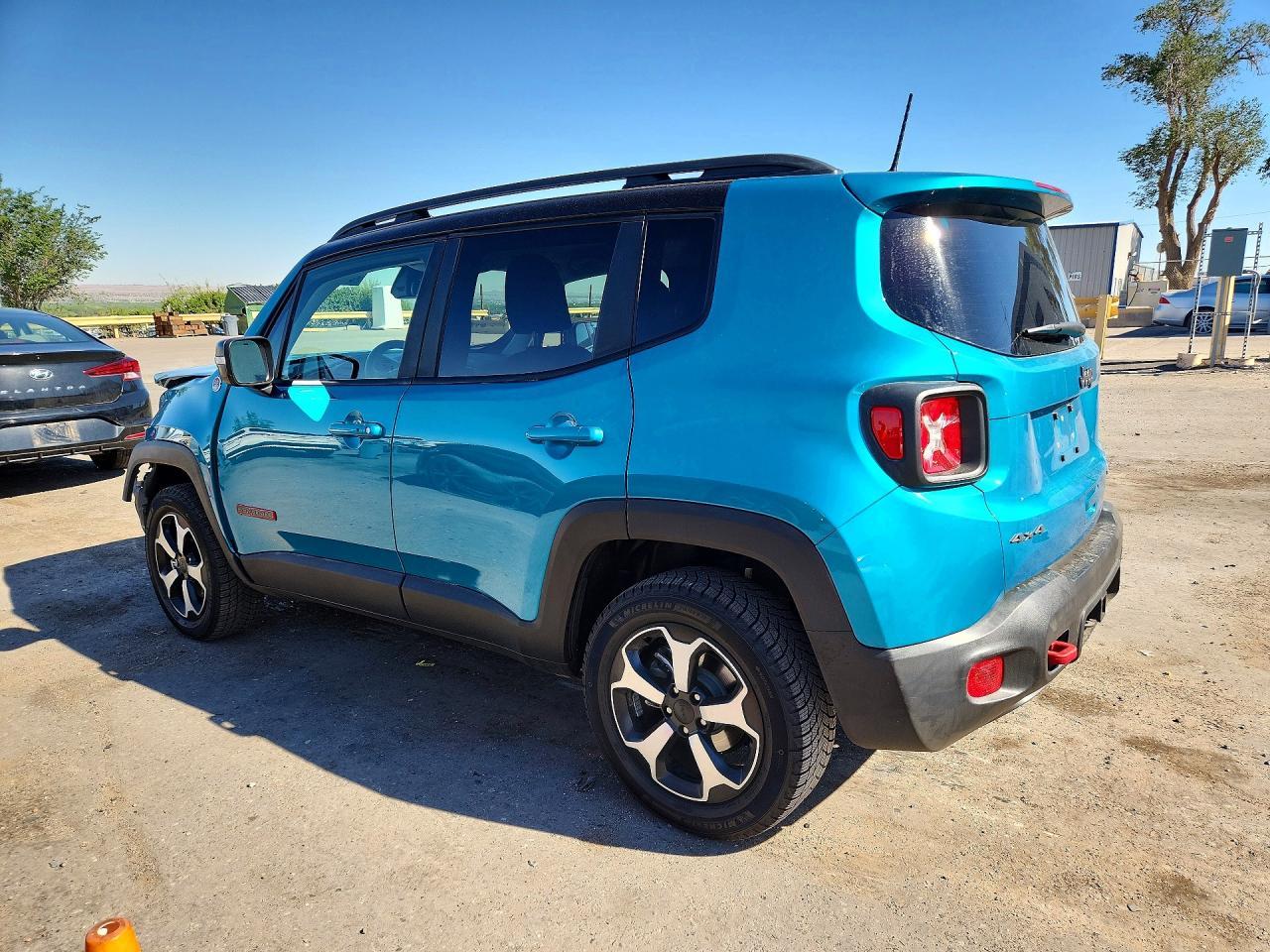 2020 Jeep Renegade Trailhawk - Image 2