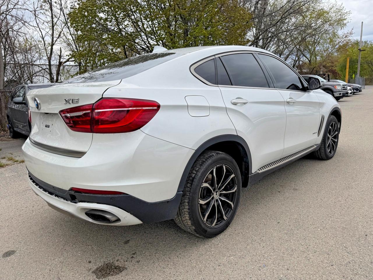 2017 BMW X6 xDrive50I - Фото 4