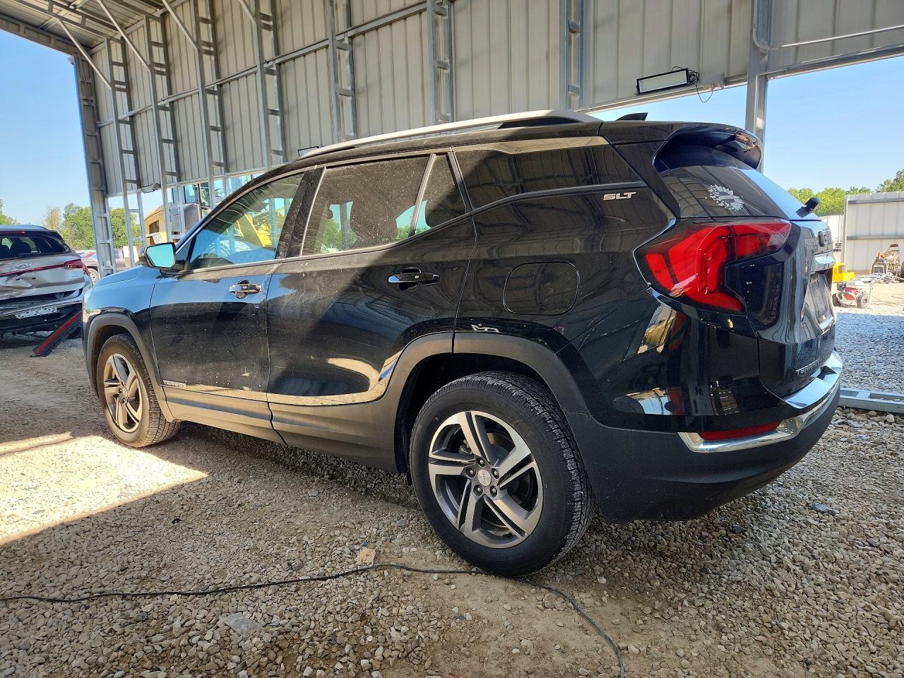 2021 GMC Terrain Slt - Фото 2