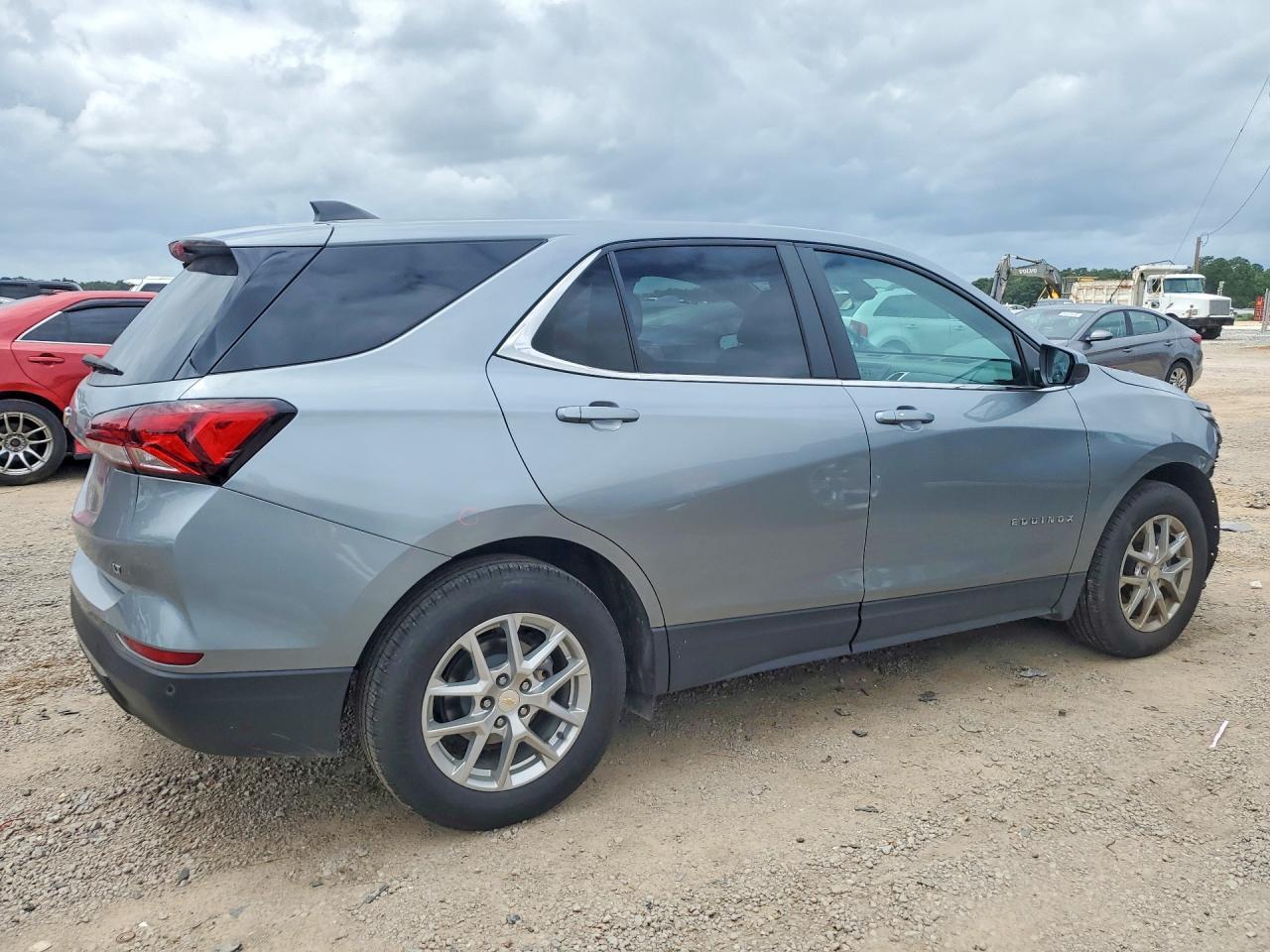 2024 Chevrolet Equinox Lt - Фото 3