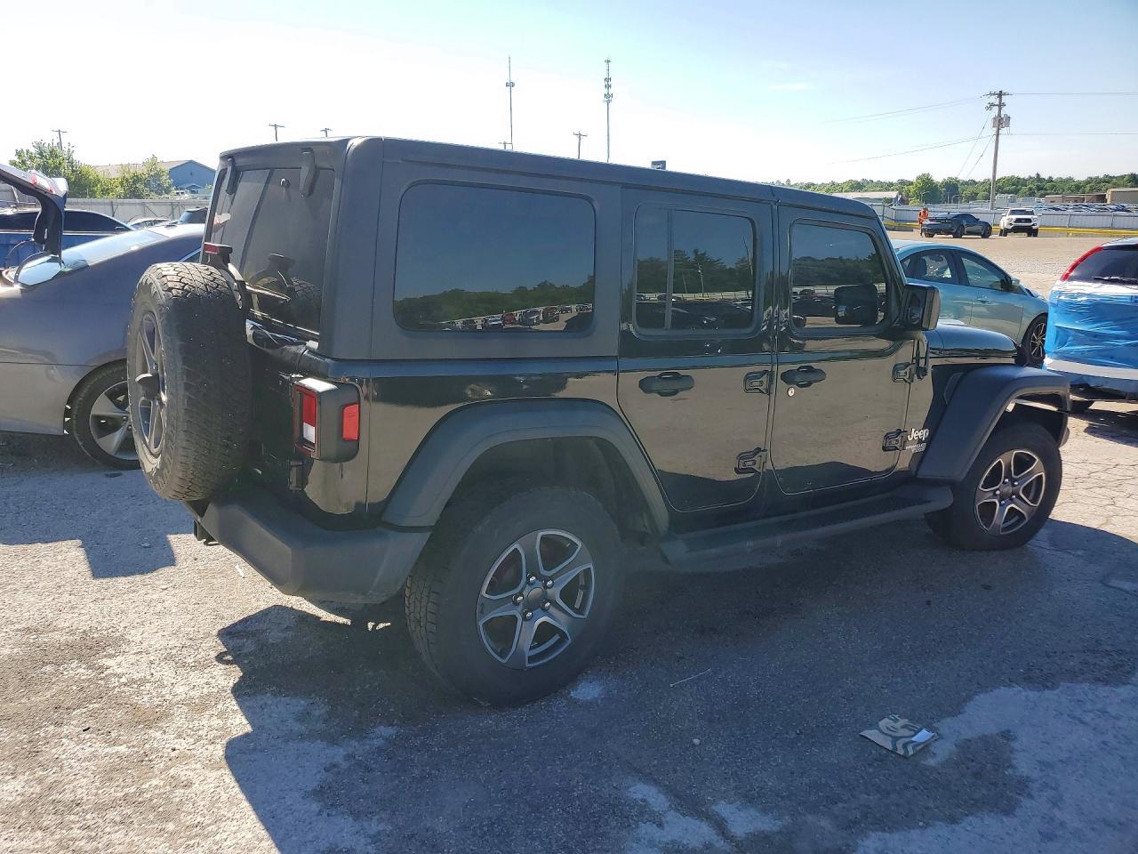 2018 Jeep Wrangler Unlimited Sport - Фото 3