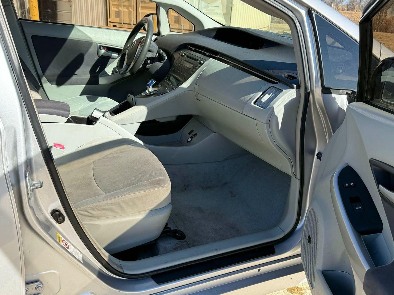 2010 Toyota Prius Iii - Фото 5