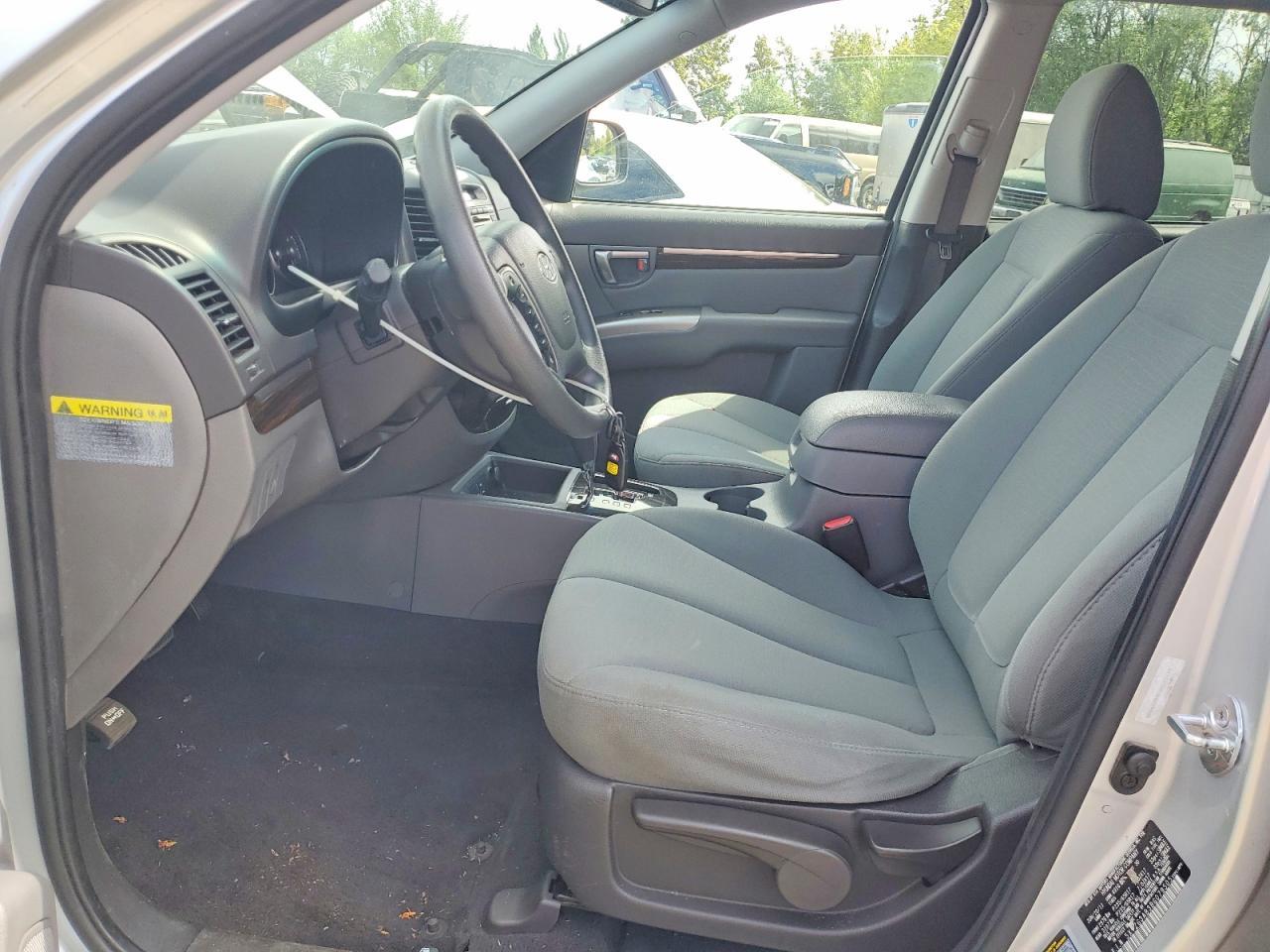 2011 Hyundai Santa Fe Gls - Image 7