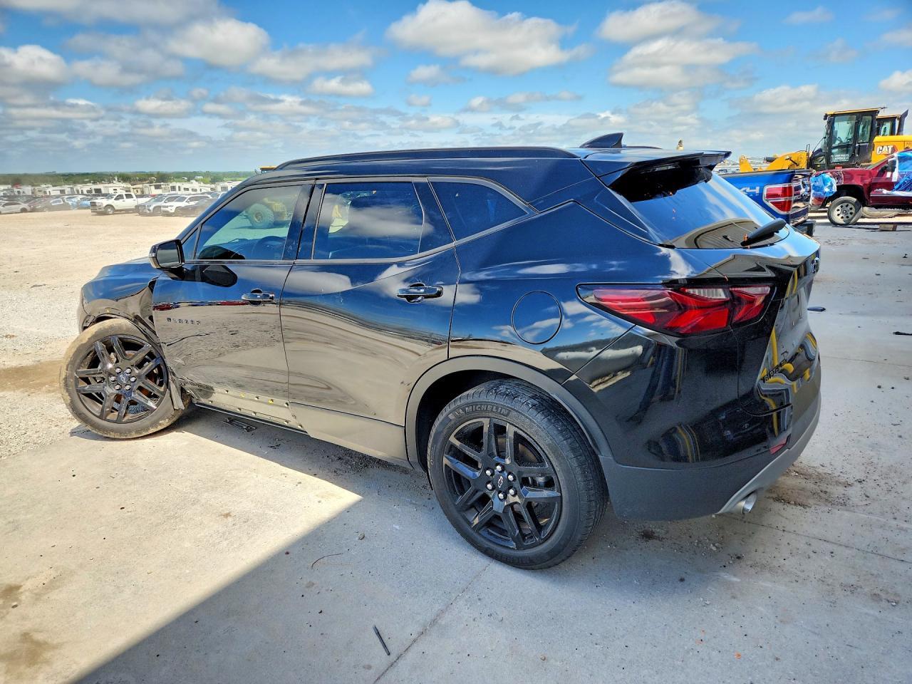 2019 Chevrolet Blazer 2Lt - Фото 2