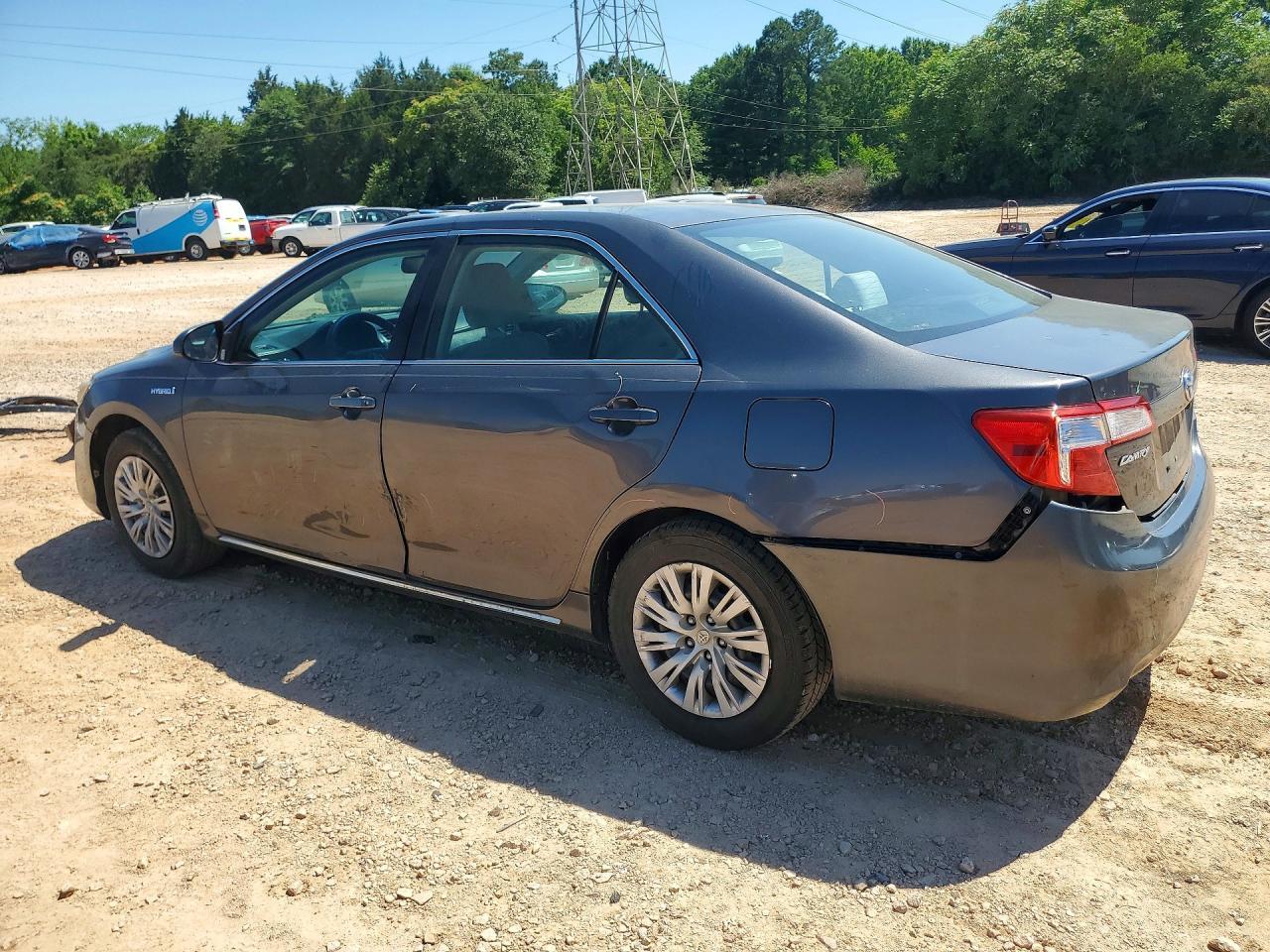 2013 Toyota Camry Hybrid Le - Фото 2