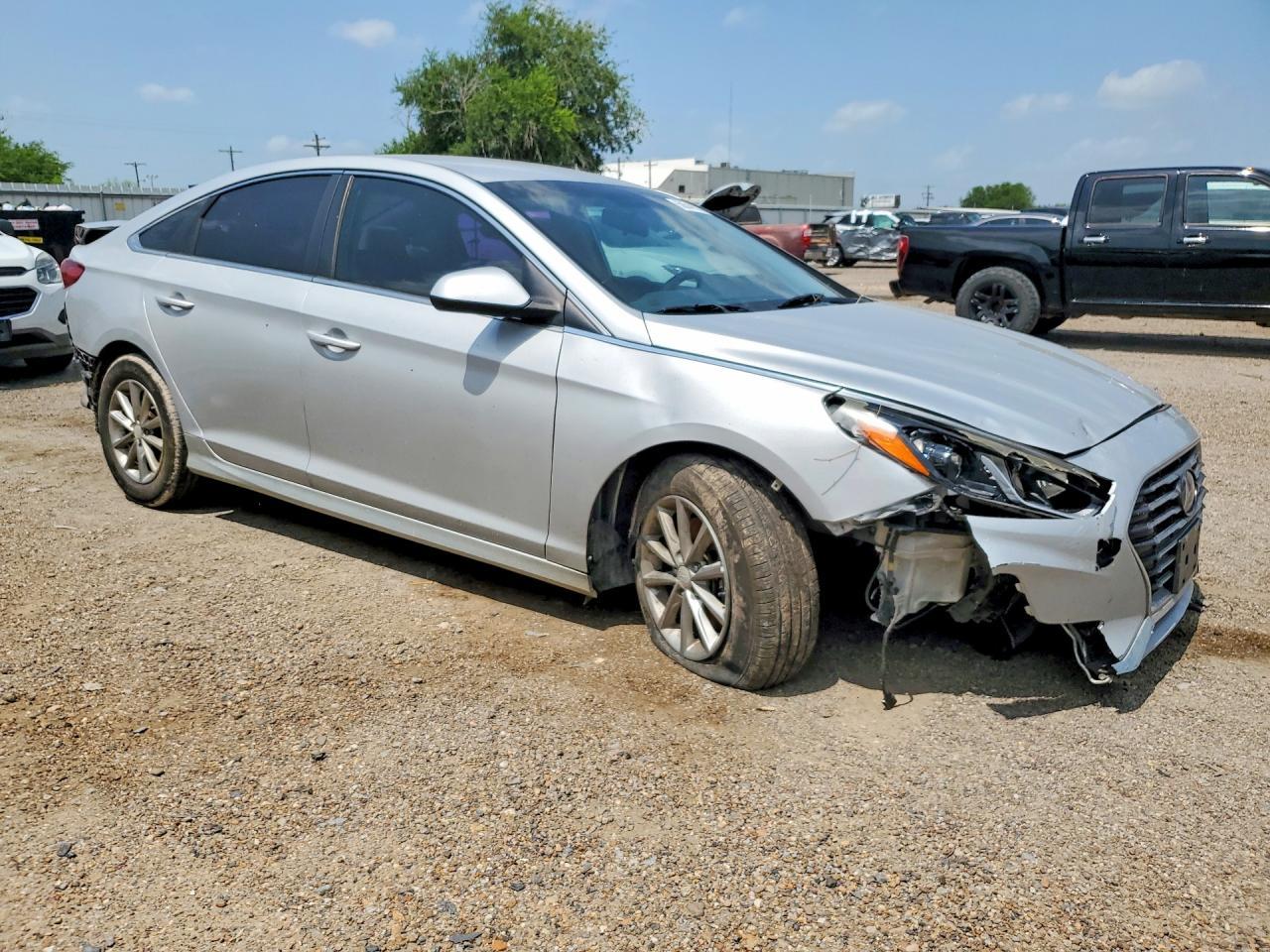 2018 Hyundai Sonata Se - Image 4