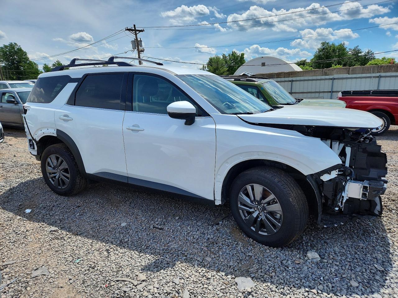 2025 Nissan Pathfinder Sv - Image 4