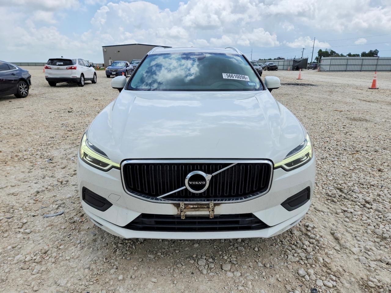 2018 Volvo Xc60 T5 Momentum - Фото 5