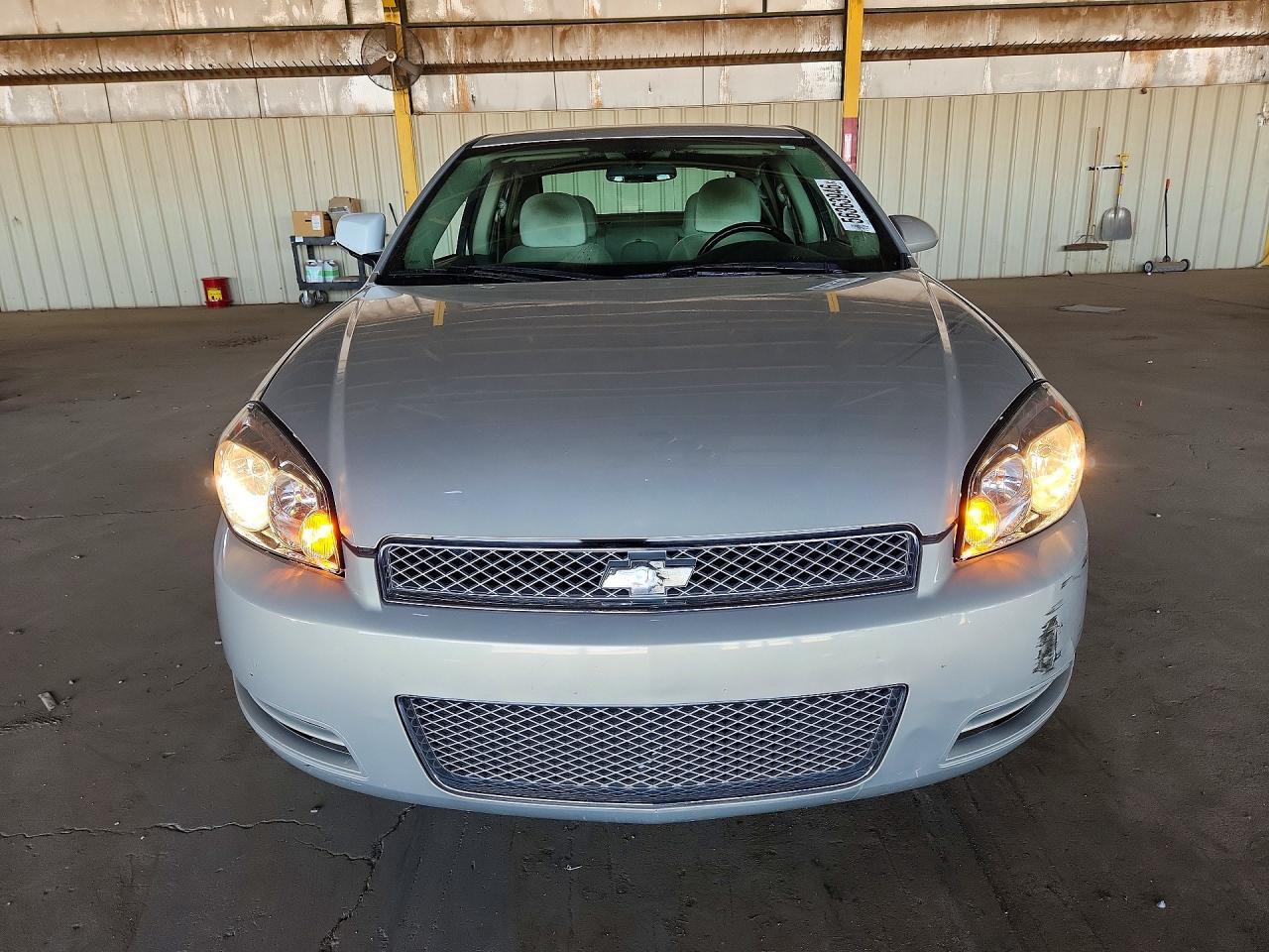 2012 Chevrolet Impala Lt - Image 5