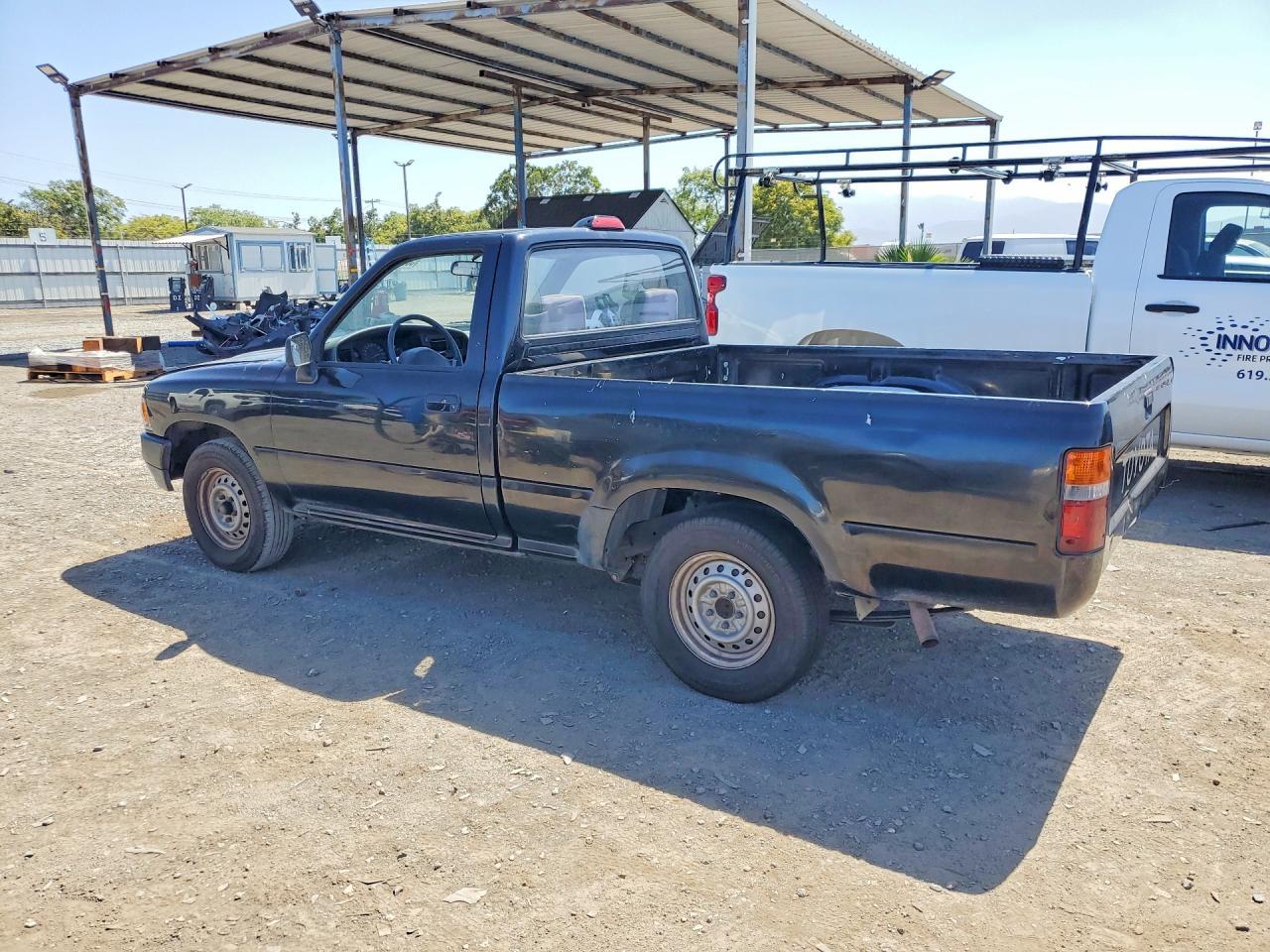 1994 Toyota Pickup Base - Фото 2