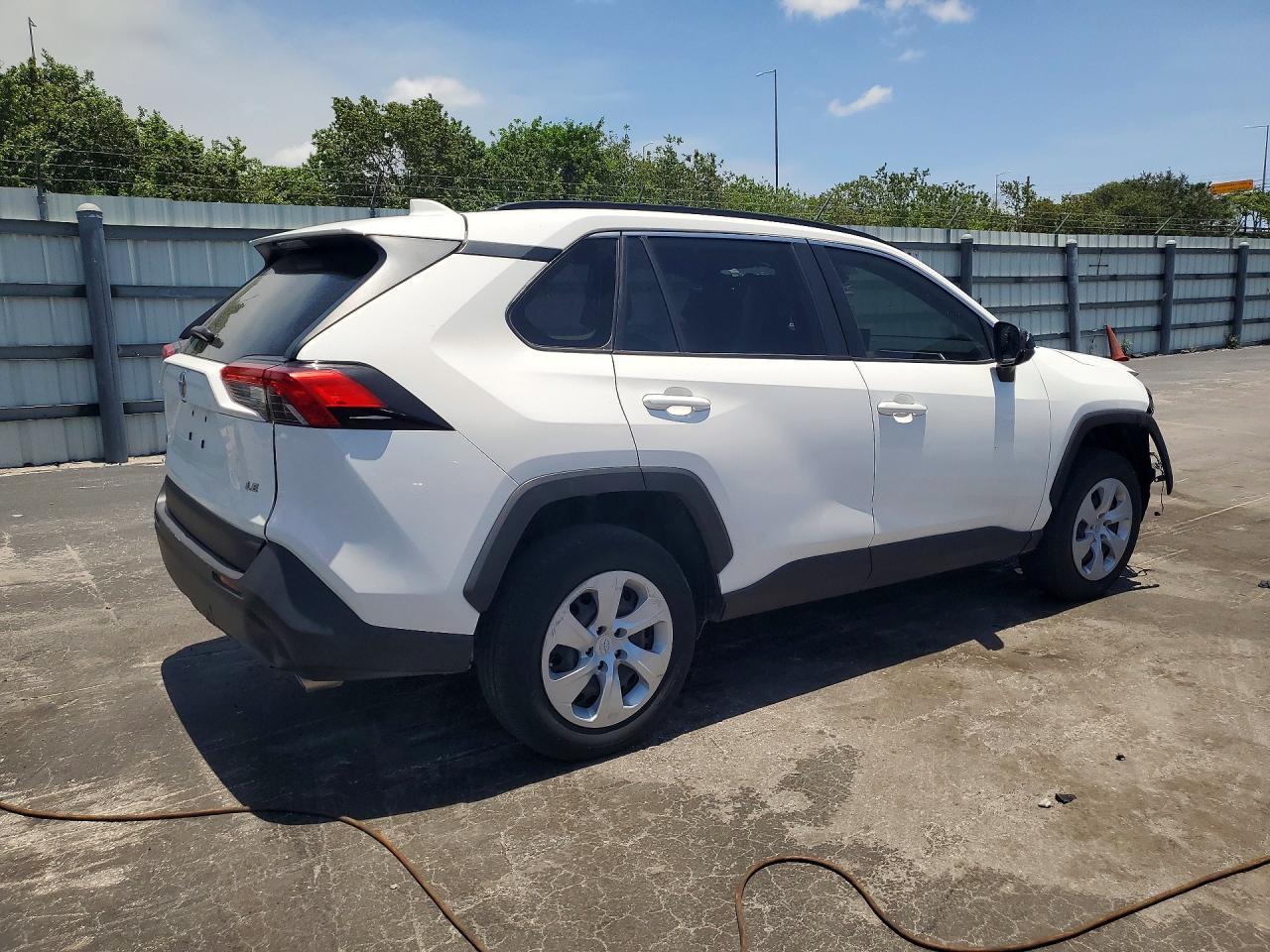 2021 Toyota Rav4 Le - Image 3