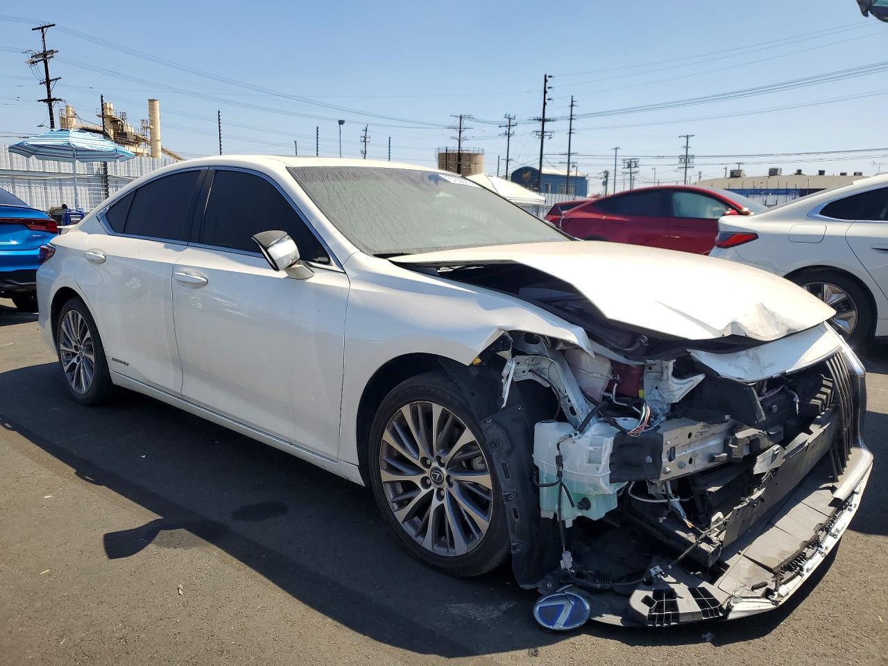 2020 Lexus Es 300H - Image 4