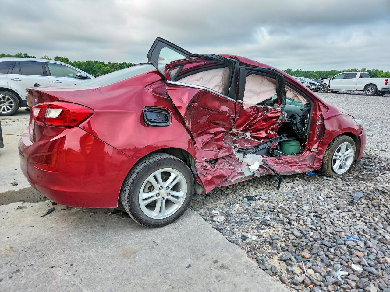 2018 Chevrolet Cruze 1Lt - Image 3