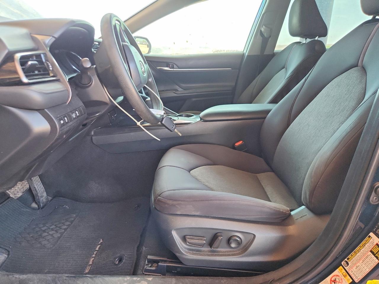 2019 Toyota Camry Le - Фото 7
