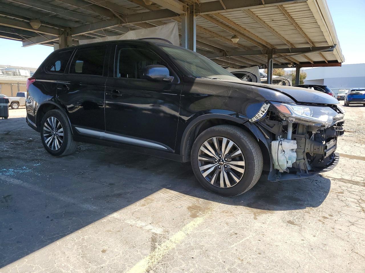2020 Mitsubishi Outlander Es - Image 4
