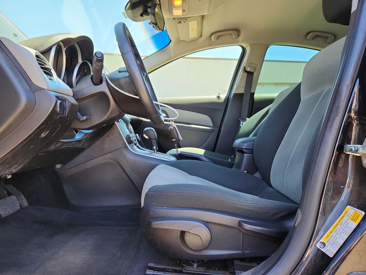 2011 Chevrolet Cruze Ls - Фото 7