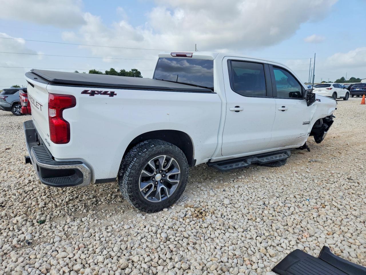 2020 Chevrolet Silverado K1500 Lt - Фото 3