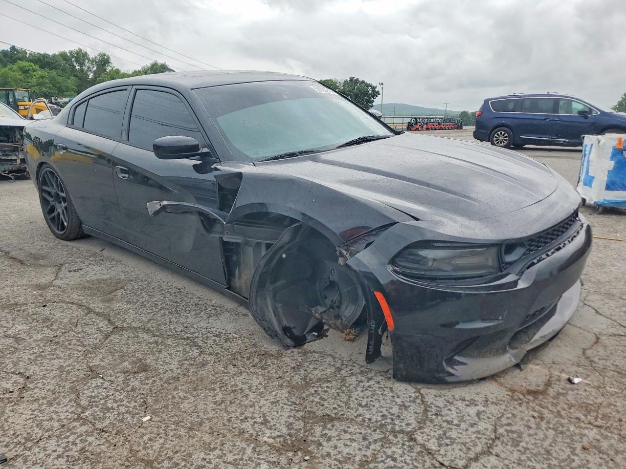 2015 Dodge Charger Sxt - Фото 4