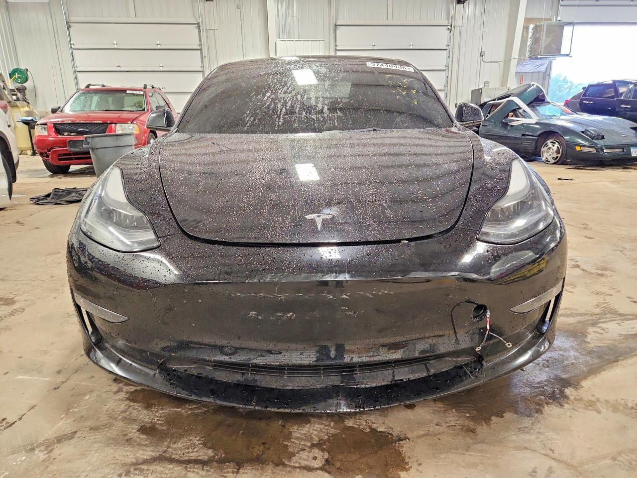 2023 Tesla Model 3 - Image 5