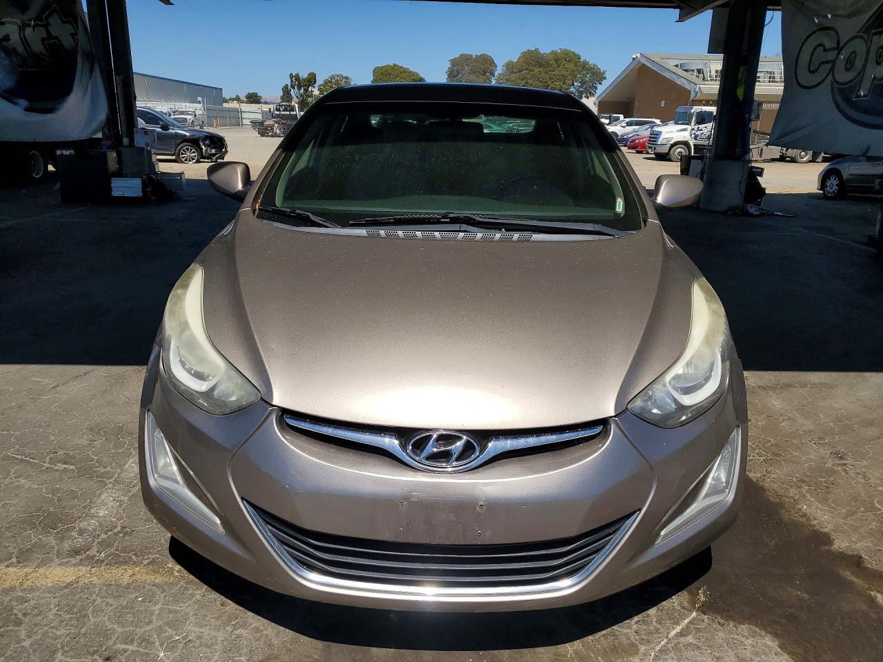 2015 Hyundai Elantra Se - Фото 5