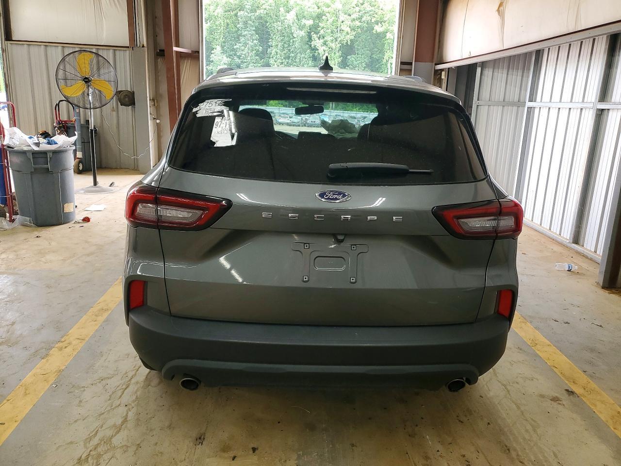 2025 Ford Escape St Line - Image 6