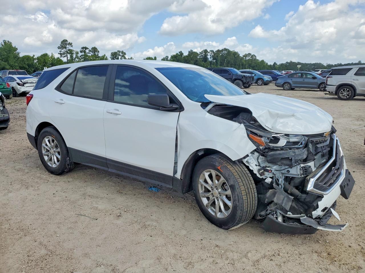 2021 Chevrolet Equinox - Фото 4