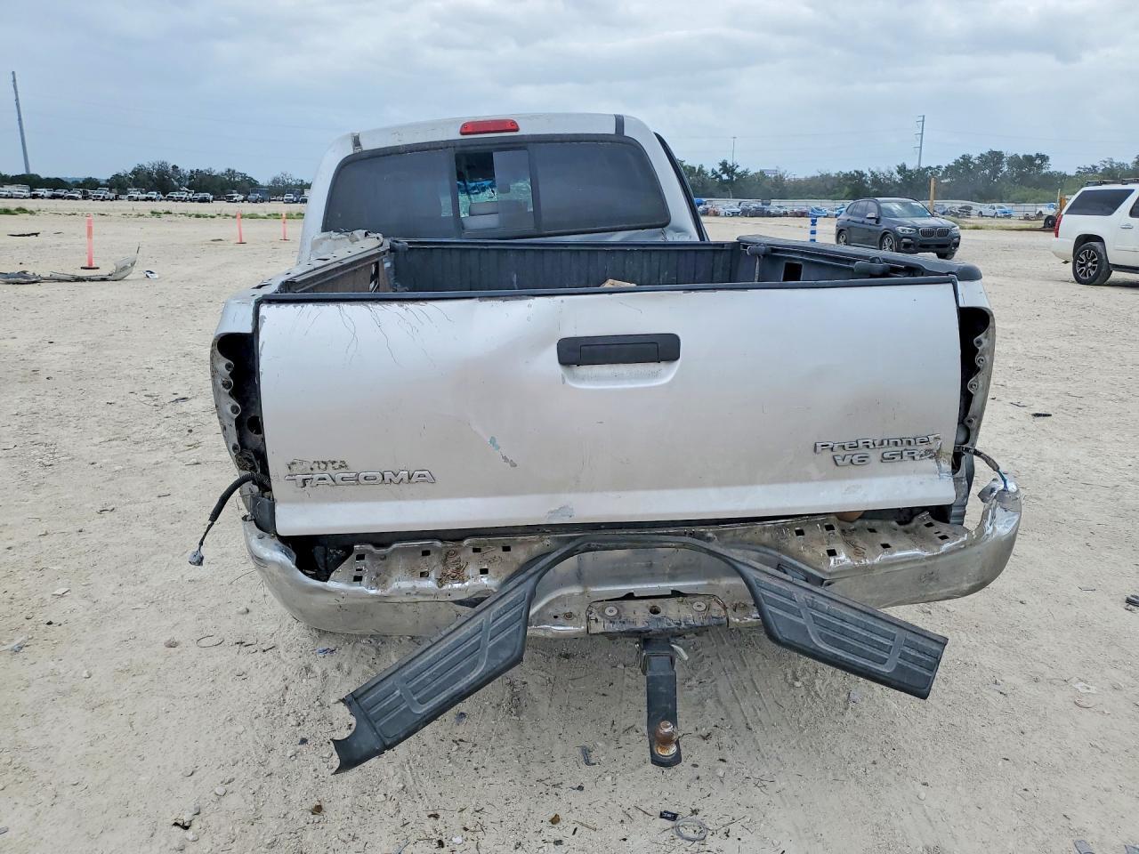 2006 Toyota Tacoma Double Cab Prerunner Long Bed - Image 6