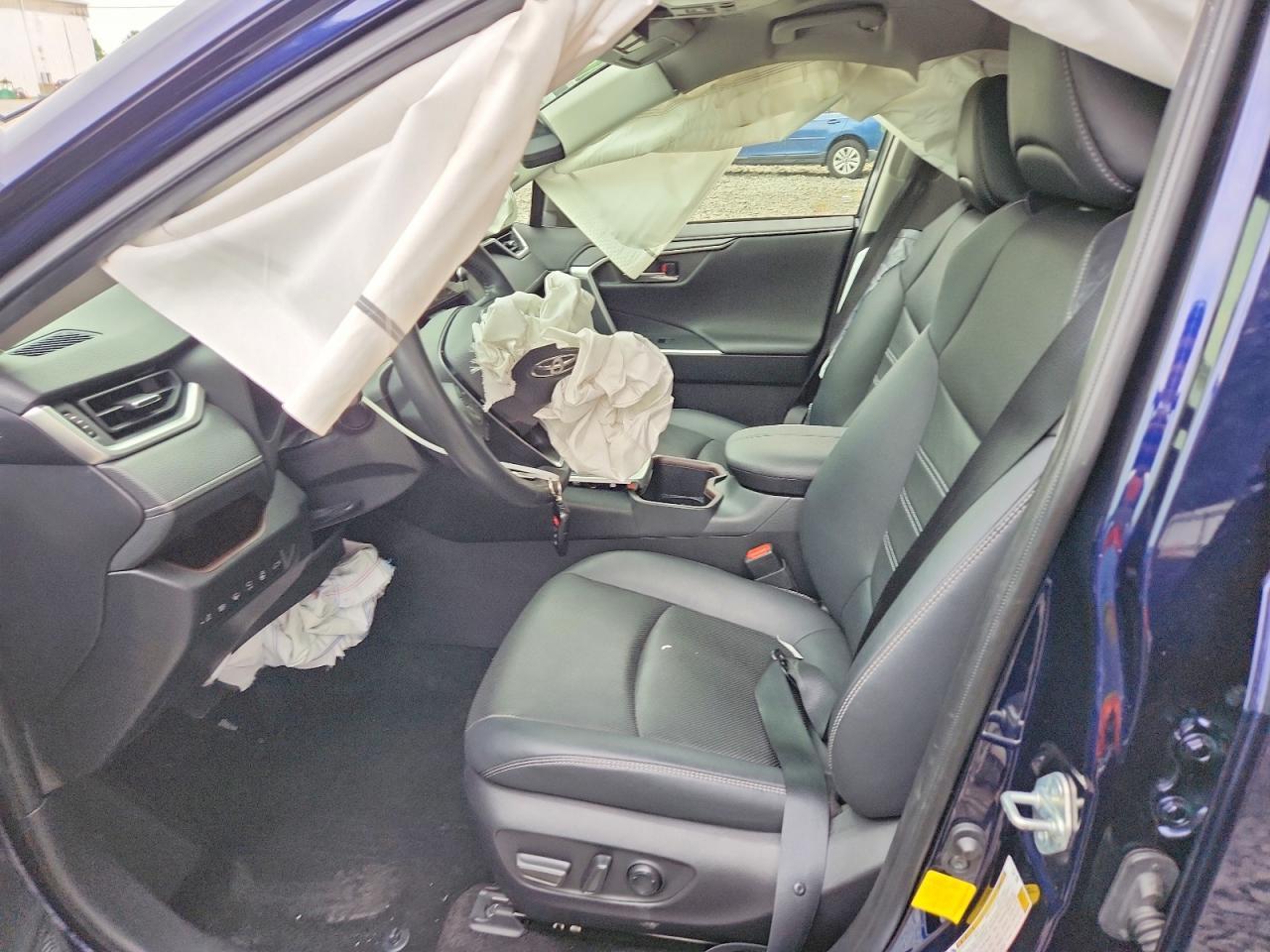 2022 Toyota Rav4 Limited - Image 7