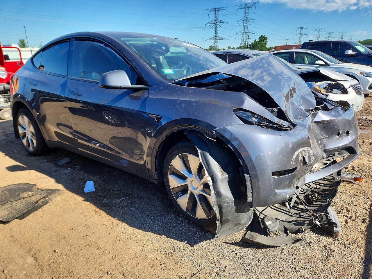 2023 Tesla Model Y - Фото 4