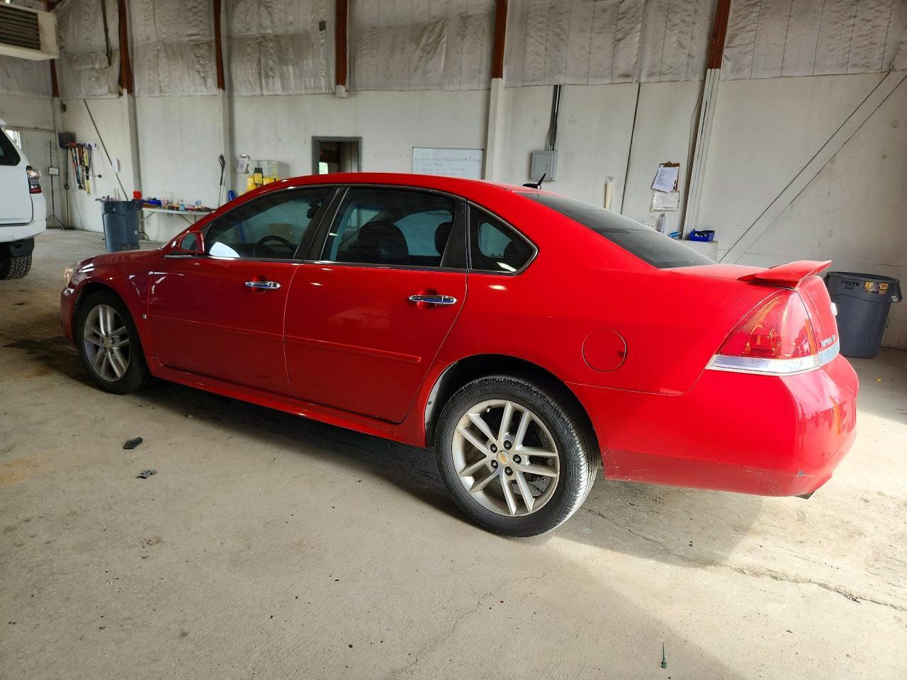 2009 Chevrolet Impala - Фото 2