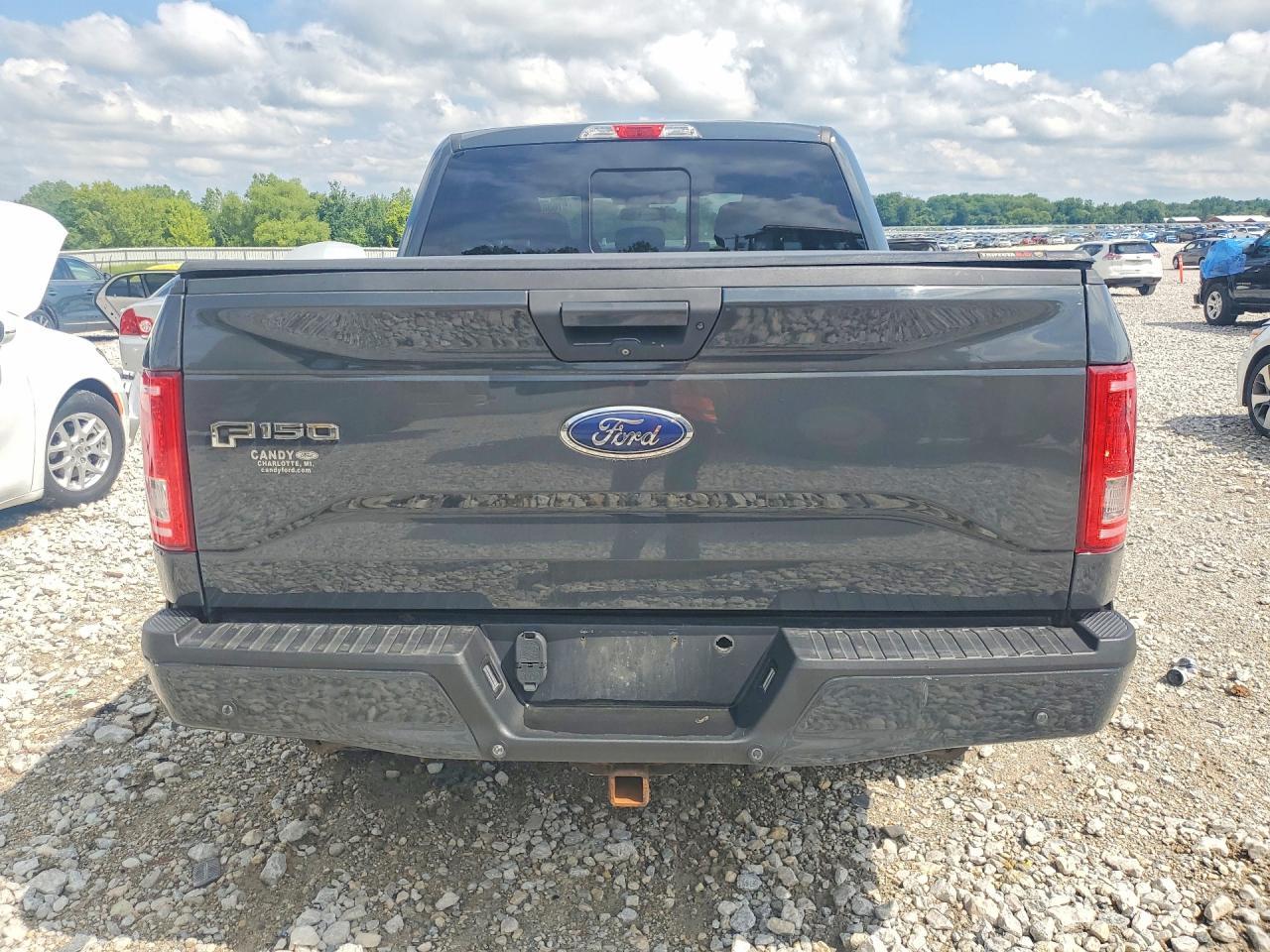 2016 Ford F150 Supercrew - Image 6