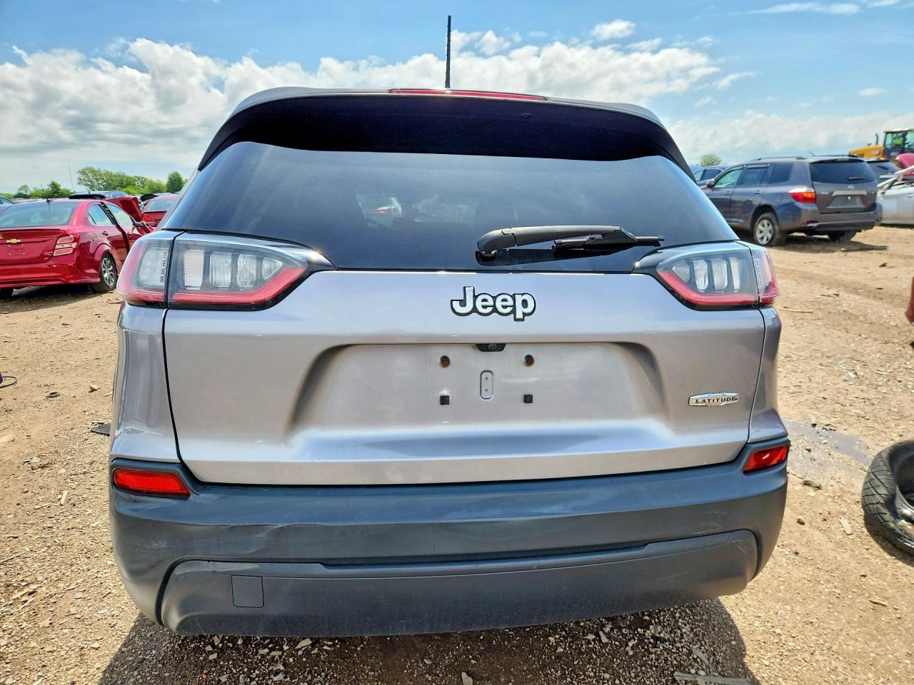 2021 Jeep Cherokee Latitude - Фото 6