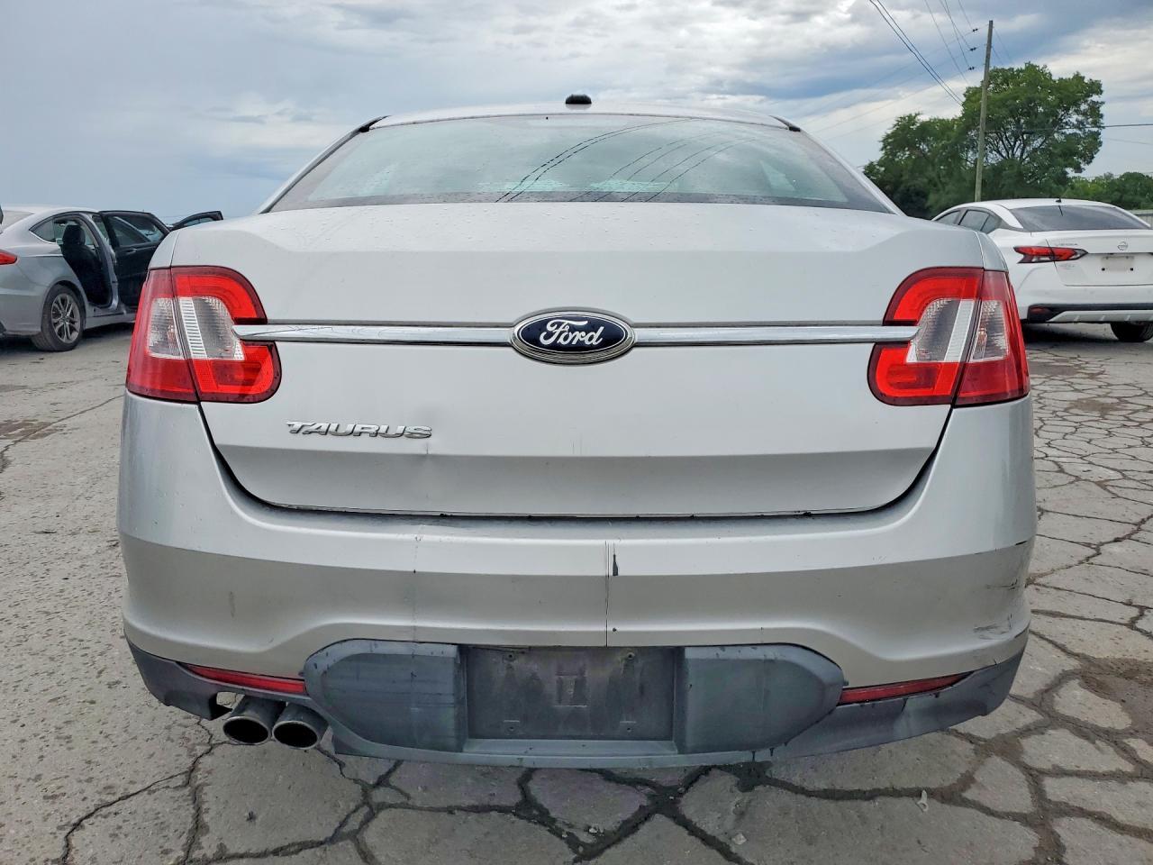 2011 Ford Taurus Se - Фото 6