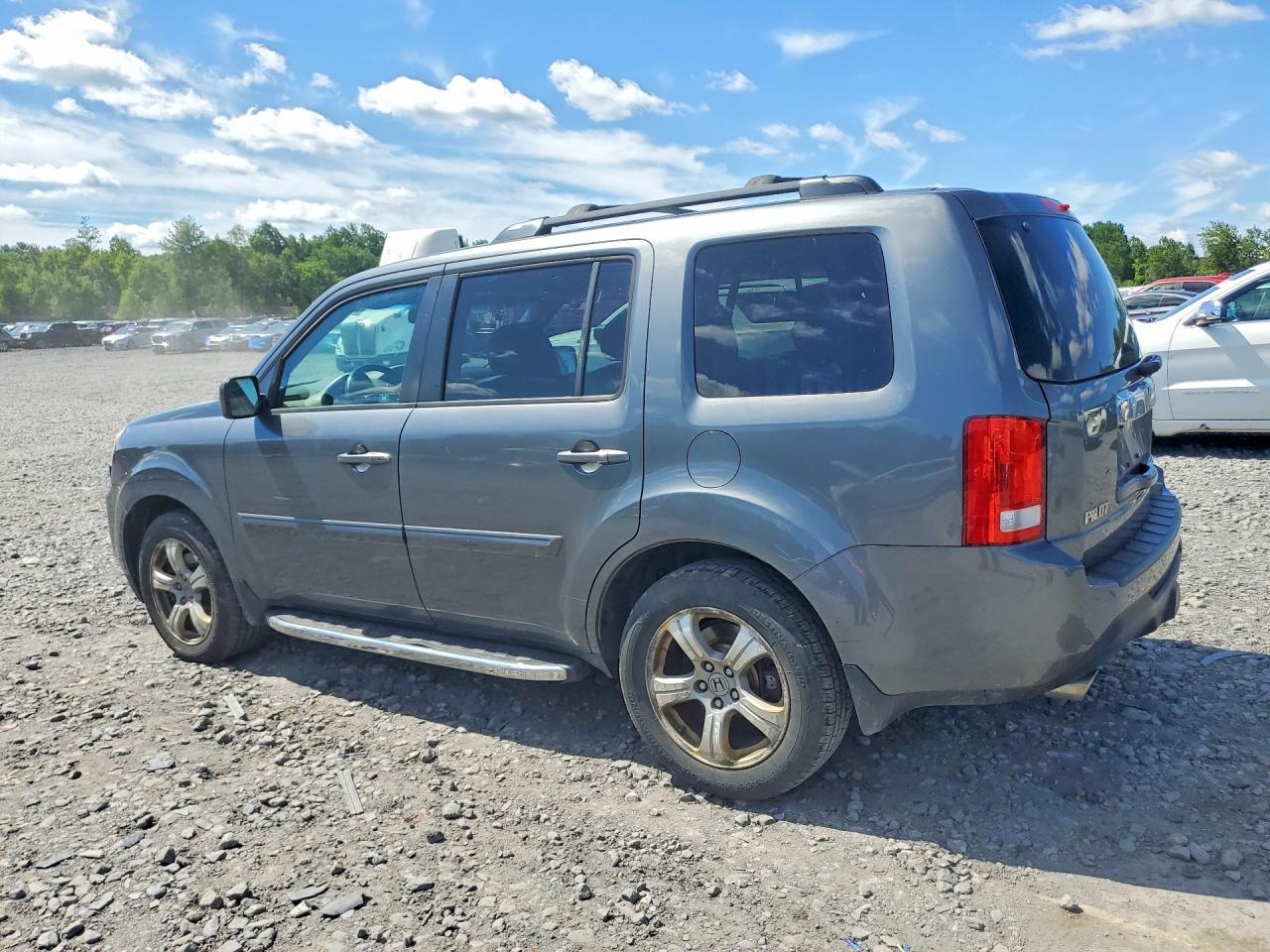 2012 Honda Pilot - Image 2