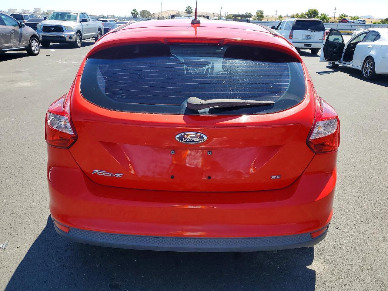 2014 Ford Focus Se - Image 6