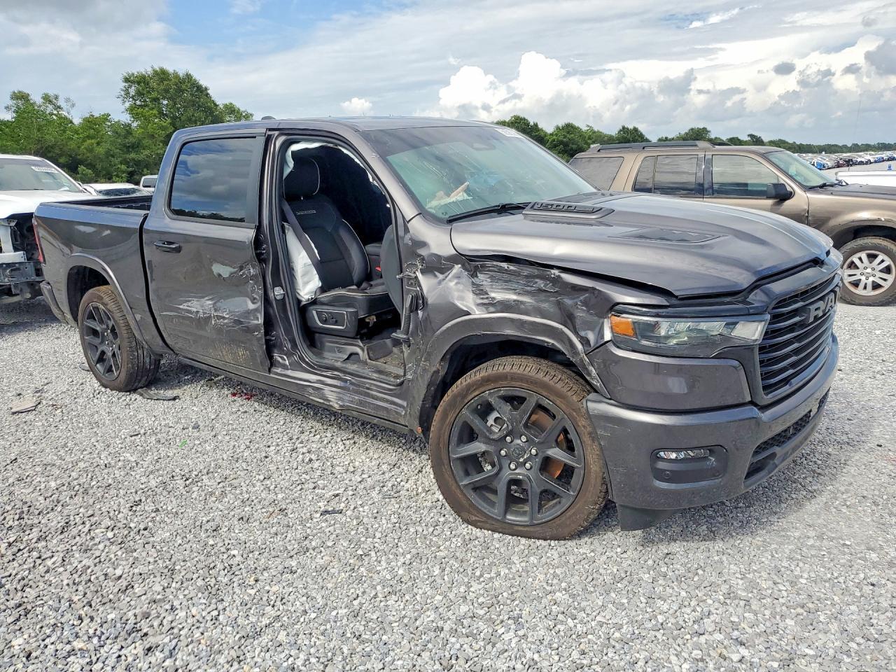2025 Ram 1500 Laramie - Image 4
